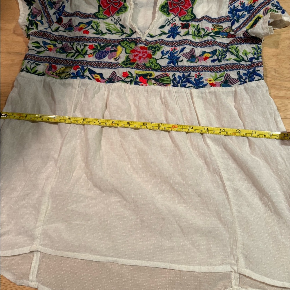 Anthropologie Embrodied White V-Neck Top with Multi-Color Floral Stitching - Picture 9 of 10